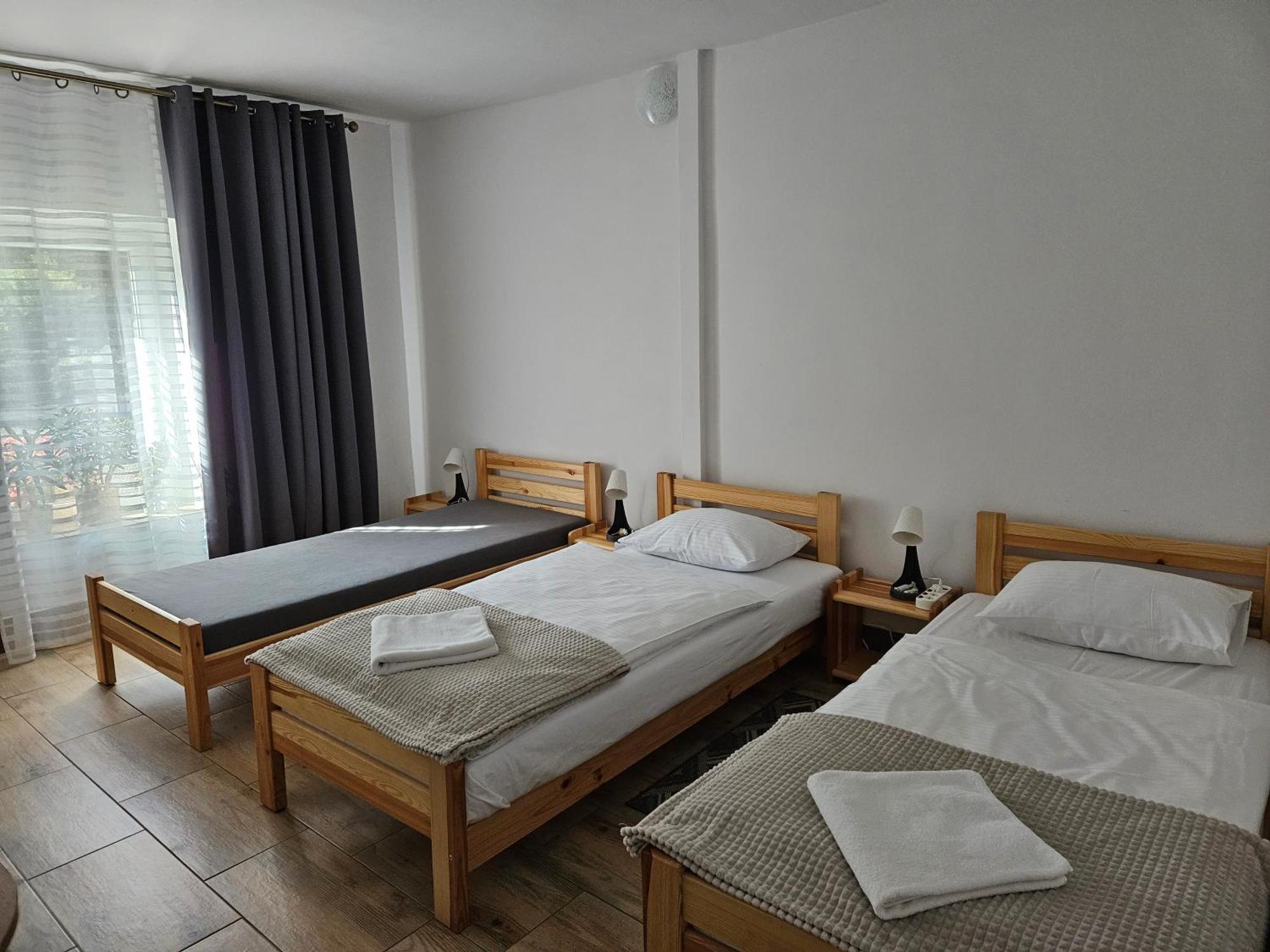 Noclegi U Przewodnikow - Zwiedzaczek Lubawka Rom bilde